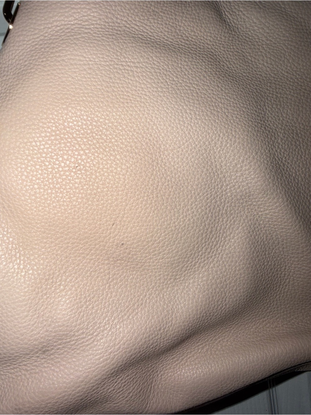 Michael Kors Pale Blush Leather Shoulder Tote with Gold Hardware - Picture 7 of 12